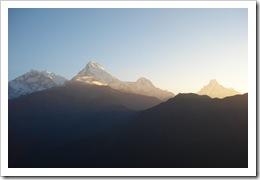 annapurna-himilayan-just-before-sunrise-seen-from-poonhill